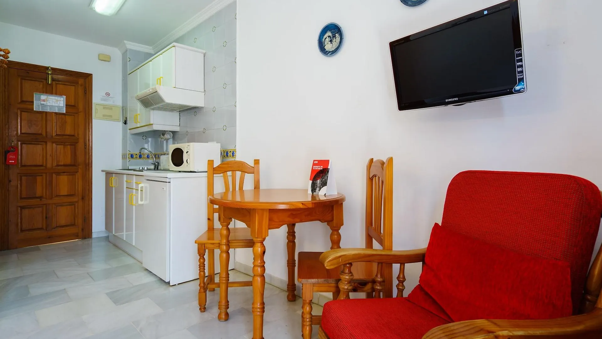 Apartamentos Pepe Mesa 네르하 0*,  스페인