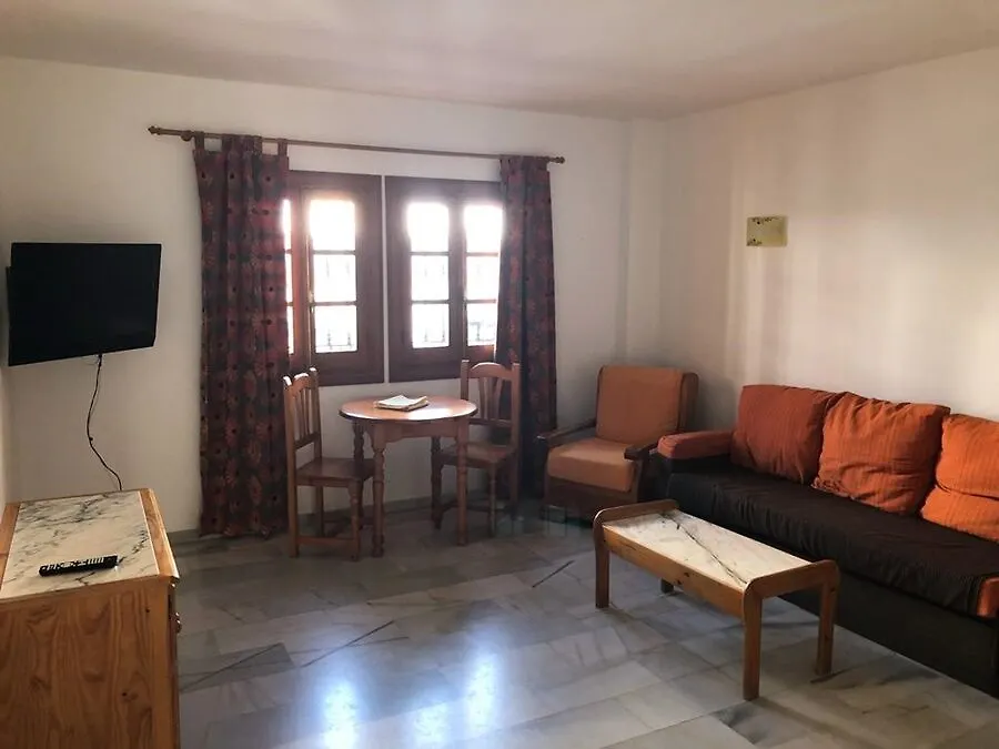 Apartamentos Pepe Mesa Nerja 0*,  Spain